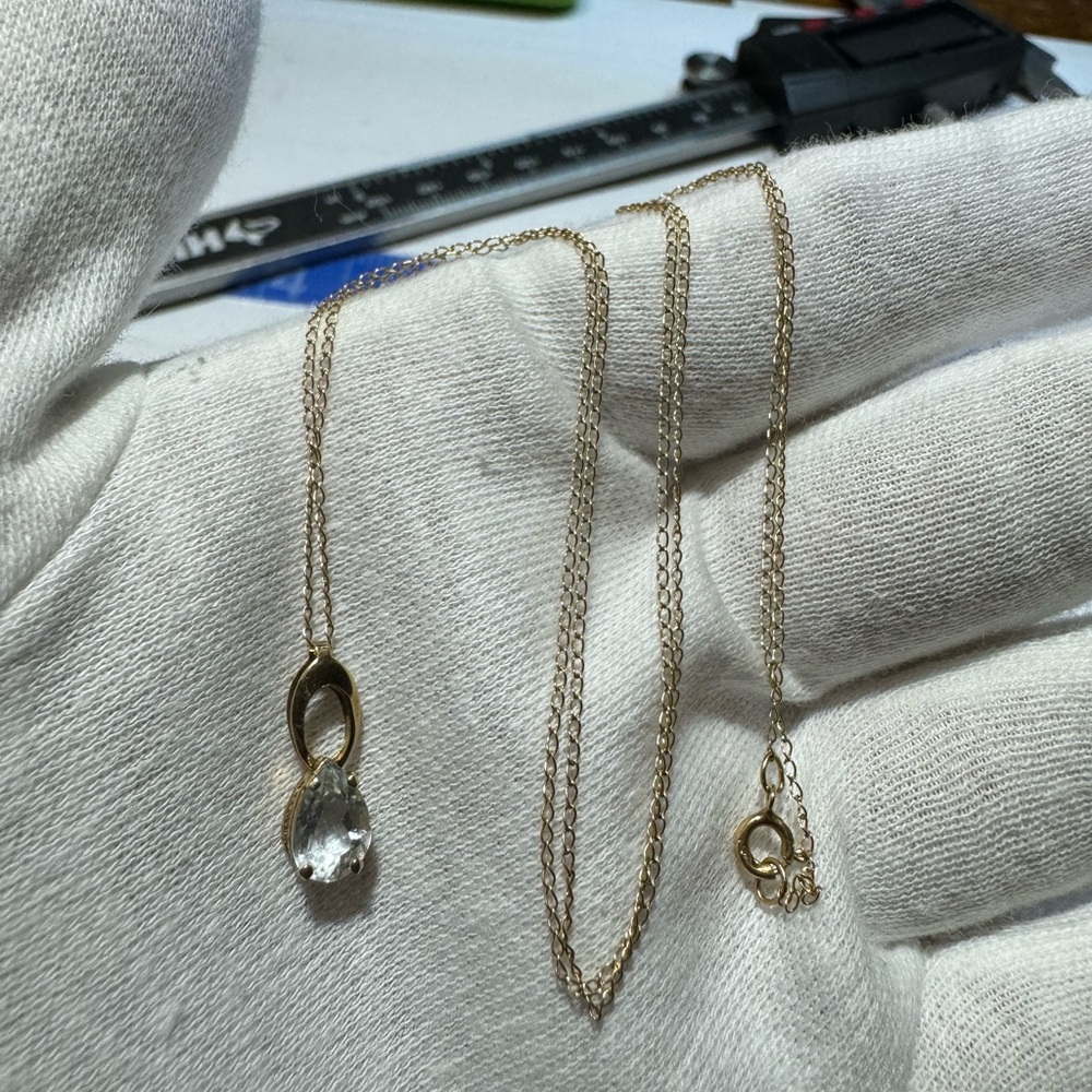 14KT Yellow Gold Solitaire Teardrop Aquamarine Pendant Necklace